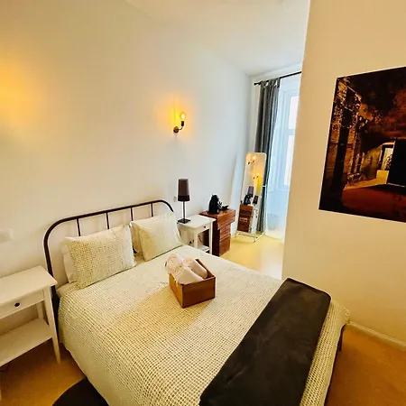 Wine Hostel *