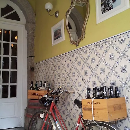 Wine Hostel *