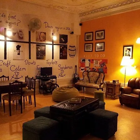 Hostel Wine
