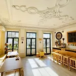 Wine Hostel *
